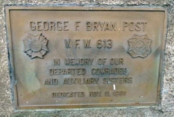 GEORGE F. BRYAN POST V.F.W. 613 WAR VETERANS MEMORIAL PLAQUE