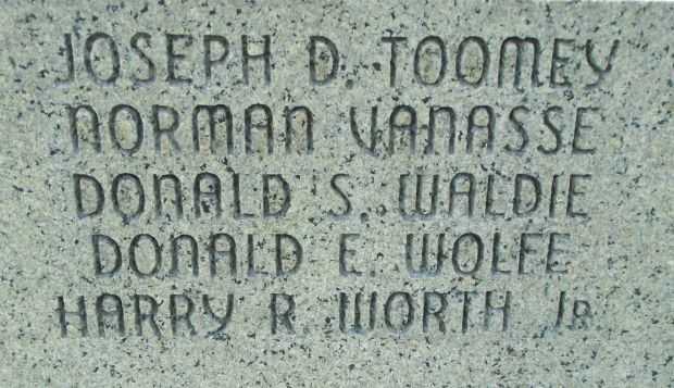 QUINCY KOREAN WAR MEMORIAL HONOR ROLL STONE H