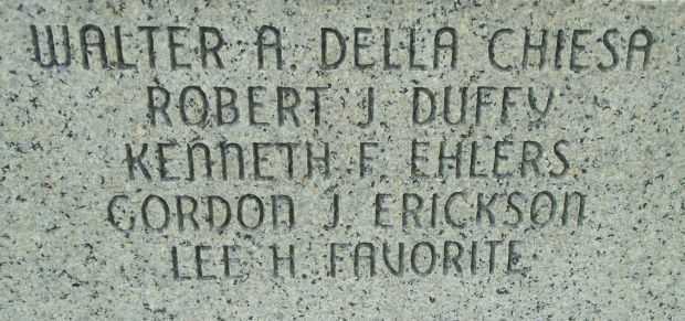 QUINCY KOREAN WAR MEMORIAL HONOR ROLL STONE B