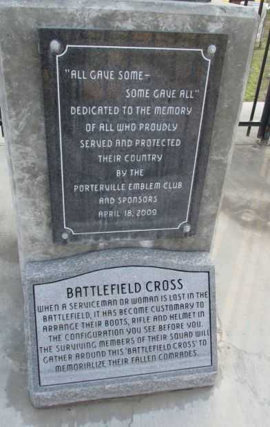PORTERVILLE AREA VIETNAM MEMORIAL BATTLEFIELD CROSS PLAQUES