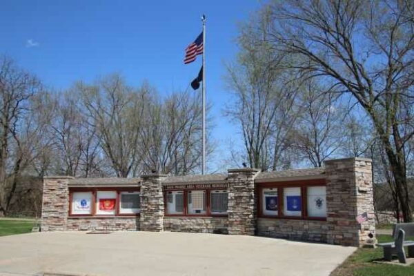 SAUK PRAIRIE AREA VETERANS MEMORIAL