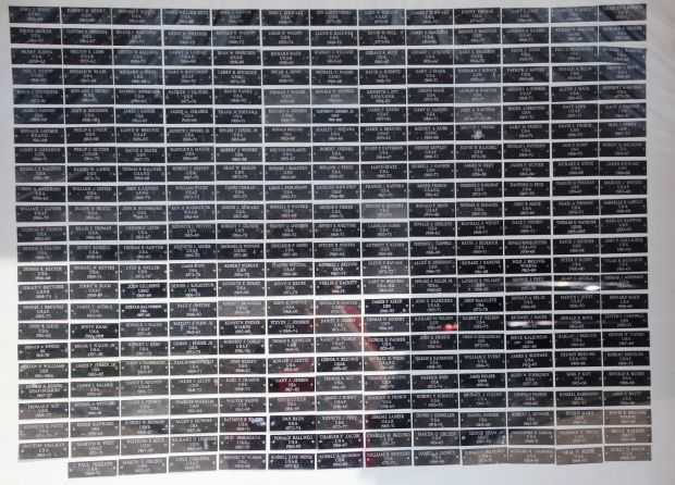 SAUK PRAIRIE AREA VETERANS MEMORIAL HONOR ROLL PLAQUE A