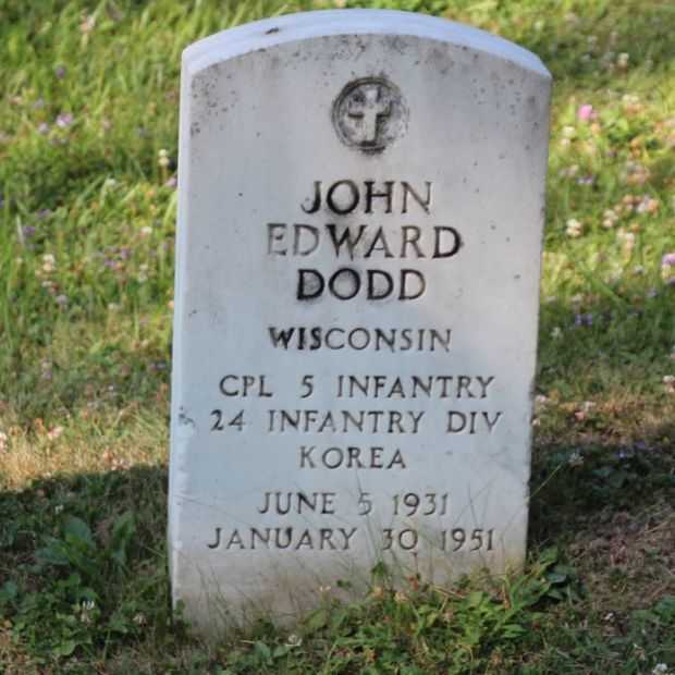 JOHN EDWARD DODD MEMORIAL CEMETERY STONE