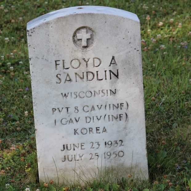 FLOYD A SANDLIN MEMORIAL CEMETERY STONE