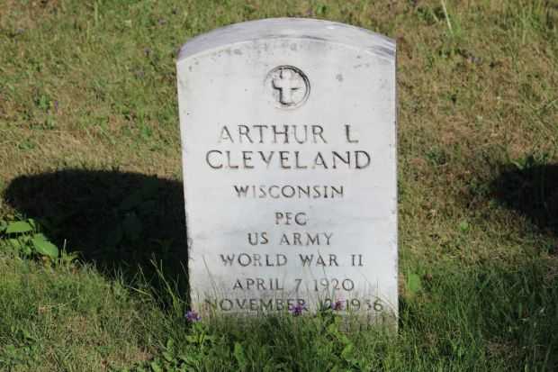 ARTHUR L CLEVELAND MEMORIAL CEMETERY STONE