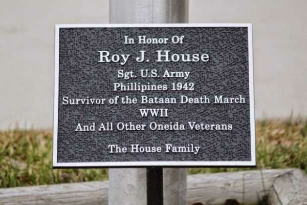 ROY J. HOUSE WAR MEMORIAL FLAGPOLE PLAQUE