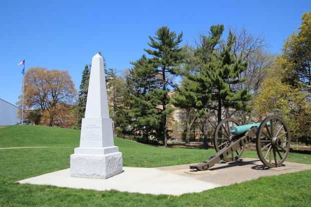 UNIVERSITY OF WISCONSIN CIVIL WAR SESQUICENTENNIAL MEMORIAL