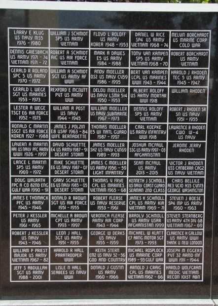 NEW LONDON AREA VETERANS MEMORIAL WALL B