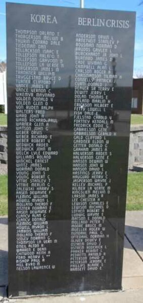 VIROQUA AREA VETERANS MEMORIAL PANEL W