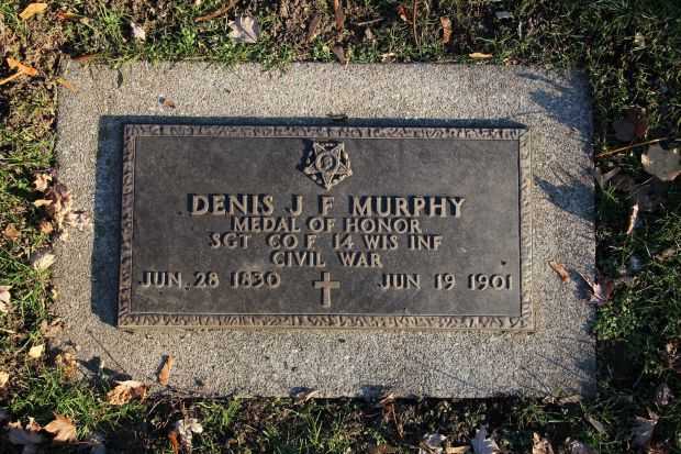 DENIS J F MURPHY MEDAL OF HONOR MEMORIAL GRAVE STONE
