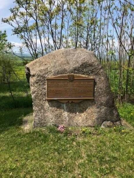 ETHAN ALLEN WITH EIGHTY-THREE GREEN MOUNTAIN BOYS WAR MEMORIAL