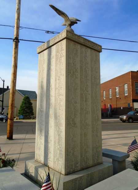 HAZLETON LEST WE FORGET HONOR ROLL MEMORIAL BACK