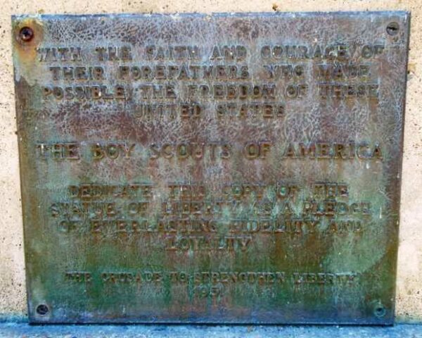 BLOOMSBURG REPLICA OF THE STATUE OF LIBERTY MEMORIAL PLAQUE