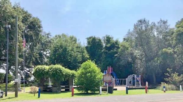 LONG BEACH WAR MEMORIAL PARK