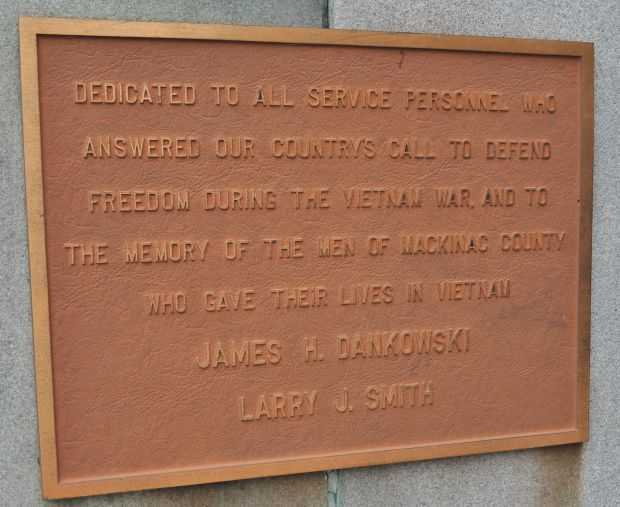 MACKINAC COUNTY SOLDIERS AND SAILORS WAR MEMORIAL PLAQUE D