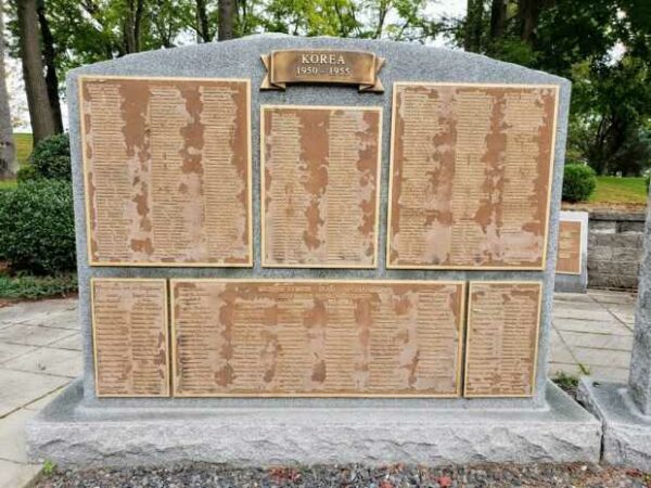 SOUTHBRIDGE HONOR ROLL MEMORIAL WALL C