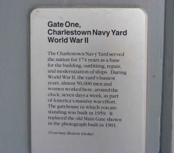 GATE ONE, CHARLESTOWN NAVY YARD WORLD WAR II MEMORIAL PLAQUE