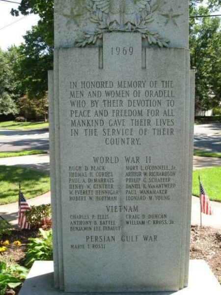 ORADELL VETERANS MEMORIAL CLOSE-UP