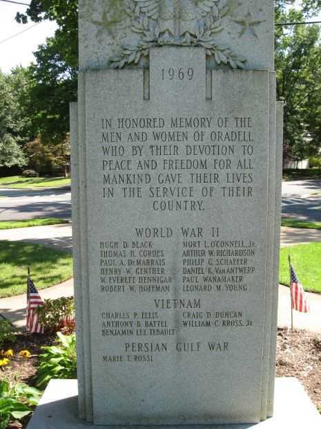 ORADELL VETERANS MEMORIAL CLOSE-UP