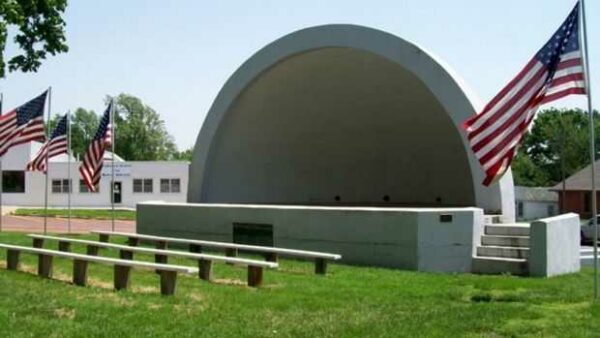 JOHNSON COUNTY WORLD WAR II MEMORIAL BANDSHELL