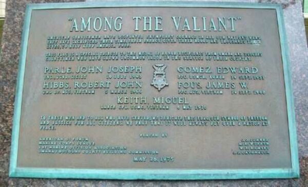 AMONG THE VALIANT MEDAL OF HONOR MEMORIAL PLAQUE