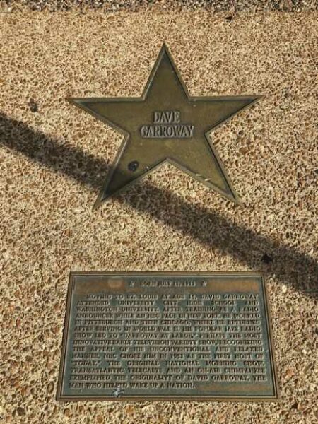 DAVE GARROWAY WAR MEMORIAL PLAQUE