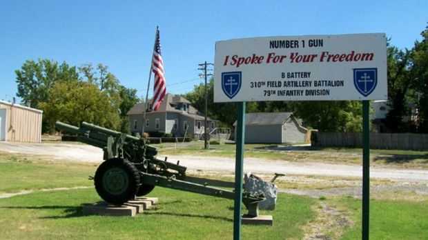 NUMBER 1 GUN MEMORIAL MARKER