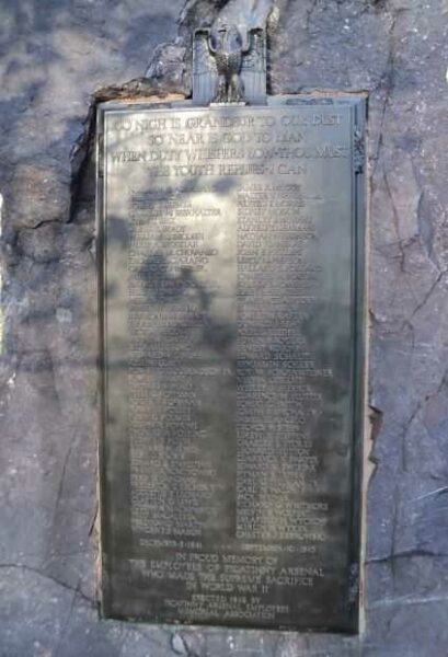 PICATINNY ARSENAL EMPLOYEES WORLD WAR II MEMORIAL PLAQUE