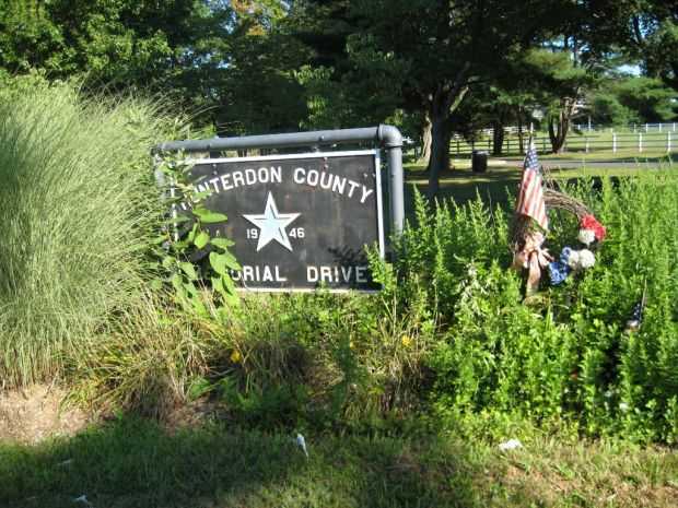 HUNTERDON COUNTY MEMORIAL DRIVE MARKER FRONT