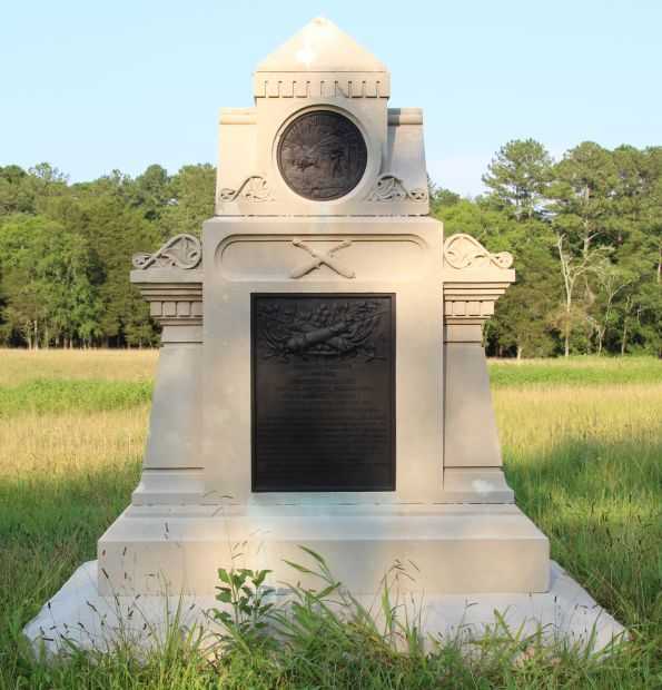 18TH IND BATTERY WAR MEMORIAL BACK
