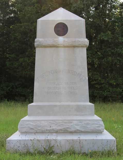 17TH REG’T INDIANA MOUNTED INFT’Y WAR MEMORIAL FRONT