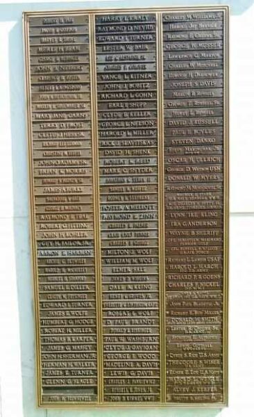CARLISLE VETERANS HONOR ROLL MEMORIAL PLAQUE B