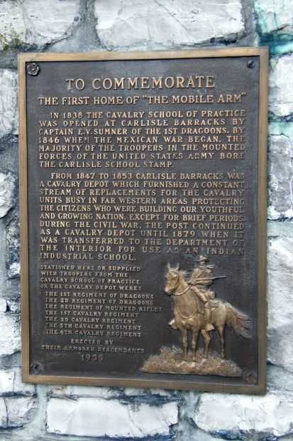 THE FIRST HOME OF THE “MOBILE ARM” MEMORIAL PLAQUE