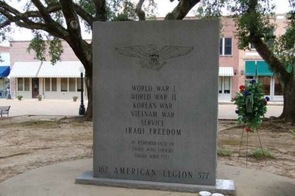 CALDWELL PARISH VETERANS MEMORIAL BACK