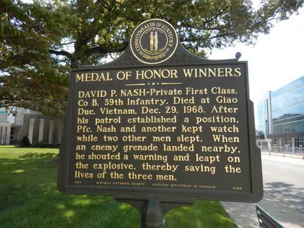 MEDAL OF HONOR WINNERS WAR MEMORIAL MARKER BACK