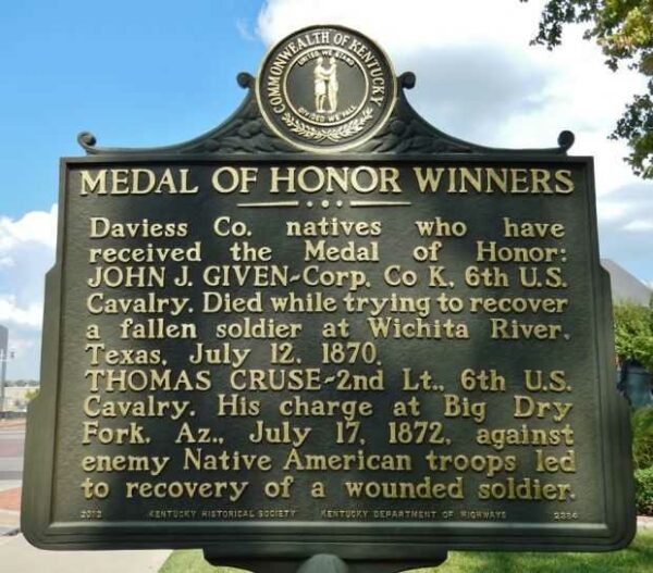 MEDAL OF HONOR WINNERS WAR MEMORIAL MARKER FRONT
