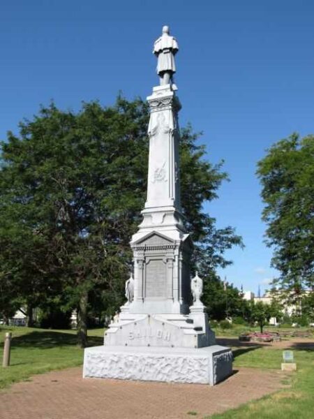 FOND DU LAC CIVIL WAR MEMORIAL BACK