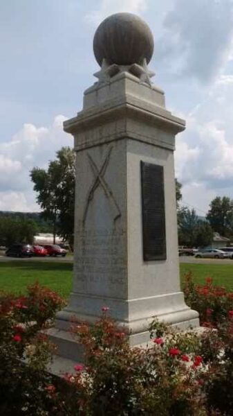 THIRD DISTRICT OF MCMINN COUNTY WORLD WAR MEMORIAL LEFT SIDE