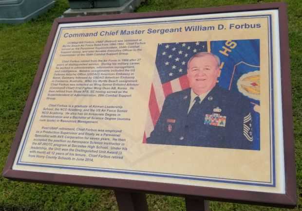 COMMAND CHIEF MASTER SERGEANT WILLIAM D. FORBUS MEMORIAL PLAQUE
