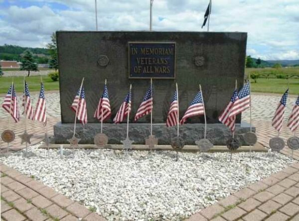 MANSFIELD VETERANS OF ALL WARS MEMORIAL FRONT