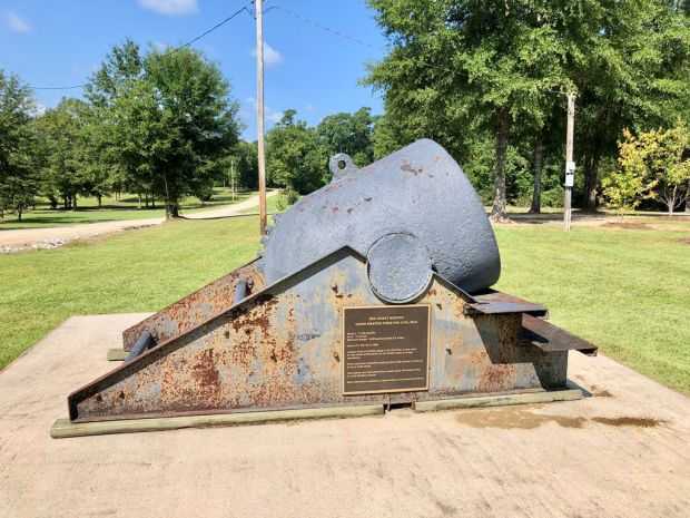 BALDWIN COUNTY SEA COAST MORTAR WAR MEMORIAL