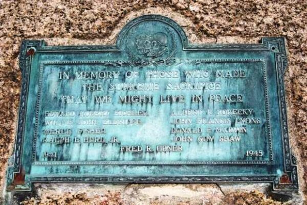 AURORA SUPREME SACRIFICE WAR MEMORIAL PLAQUE