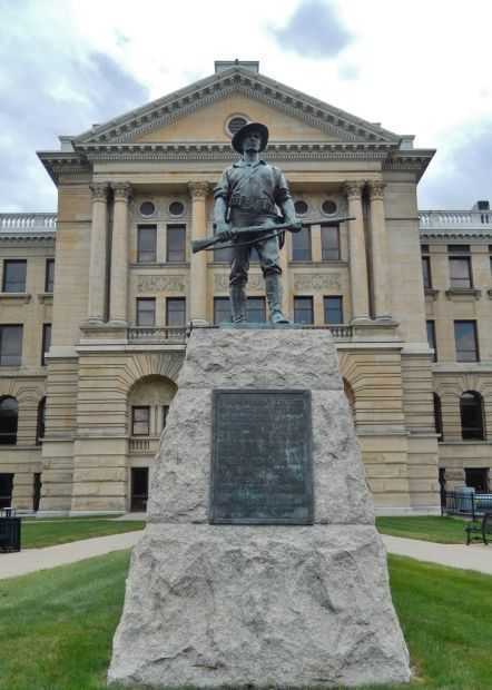 TOLEDO SPANISH AMERICAN WAR MEMORIAL