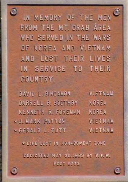 MT. ORAB AREA KOREAN WAR AND VIETNAM WAR MEMORIAL PLAQUE