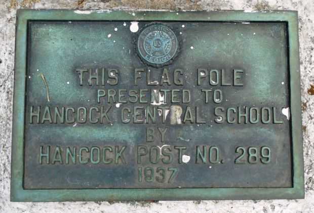 HANCOCK POST NO. 289 MEMORIAL FLAG POLE PLAQUE
