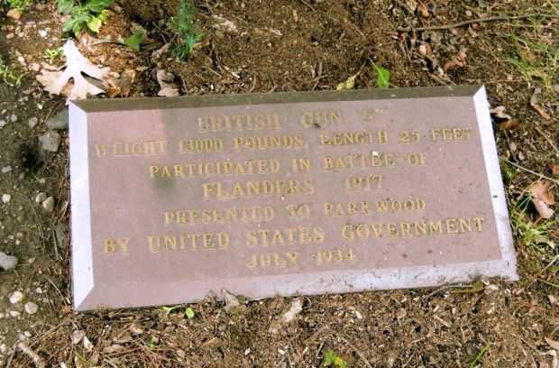 BRITISH GUN 5″ WAR MEMORIAL PLAQUE