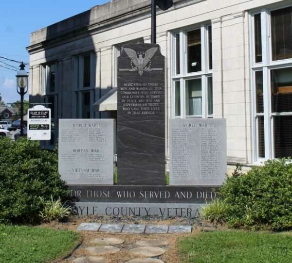 BOYLE COUNTY VETERANS MEMORIAL