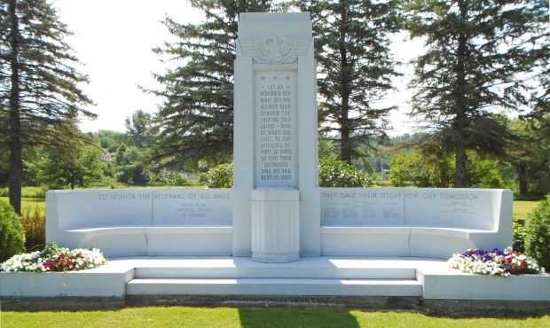 TO HONOR THE VETERANS OF ALL WARS MEMORIAL BENCH