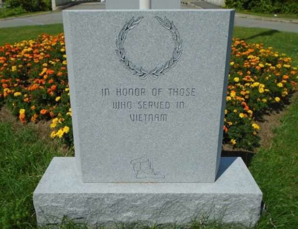 NEWPORT, VT VIETNAM VETERANS MEMORIAL