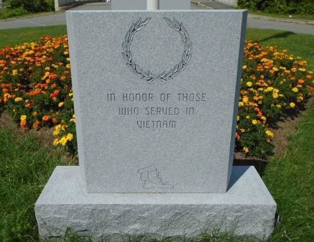 NEWPORT, VT VIETNAM VETERANS MEMORIAL